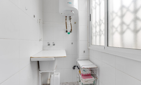 Herverkoop - 1. Appartement / flat - Torrevieja - Costa Blanca Zuid