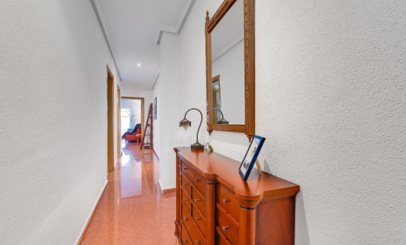 Herverkoop - 1. Appartement / flat - Torrevieja - Costa Blanca Zuid