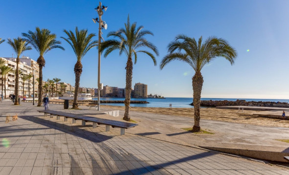 Herverkoop - 1. Appartement / flat - Torrevieja - Costa Blanca Zuid