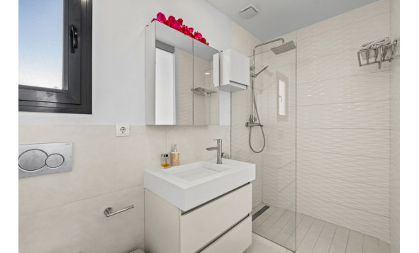 Herverkoop - 2. Town house / tussenwoning - Punta Prima - Costa Blanca Zuid