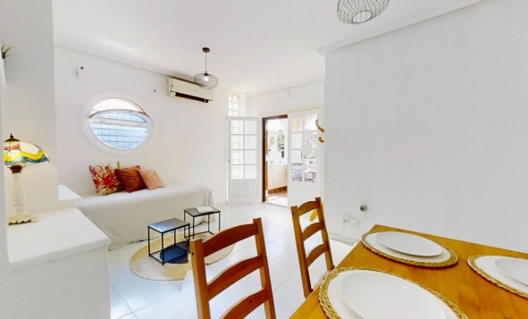 Herverkoop - 1. Appartement / flat - Punta Prima - Costa Blanca Zuid