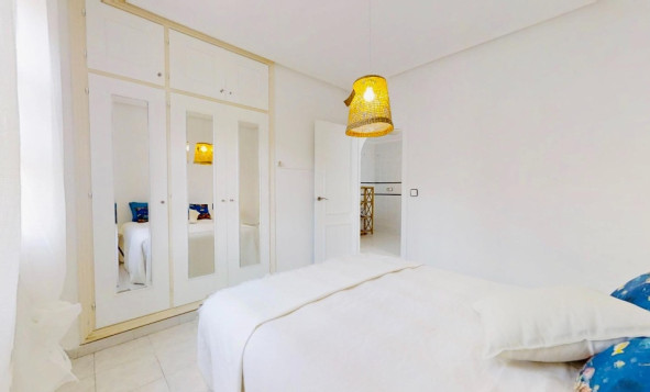 Herverkoop - 1. Appartement / flat - Punta Prima - Costa Blanca Zuid