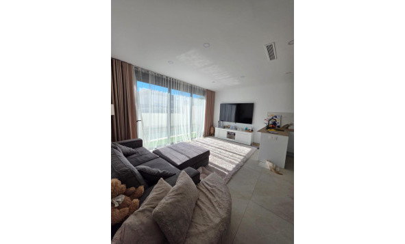 Herverkoop - 3. Halfvrijstaand huis - Benijofar - Costa Blanca Zuid