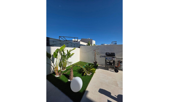 Herverkoop - 3. Halfvrijstaand huis - Benijofar - Costa Blanca Zuid