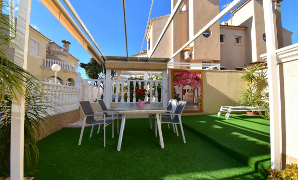 Resale - 4. Semi-detached villa - Orihuela Costa - Costa Blanca South