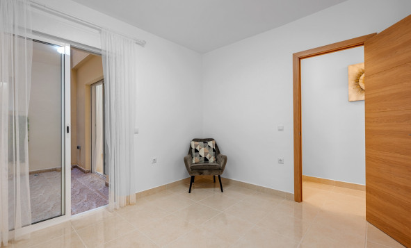 Herverkoop - 1. Appartement / flat - Torrevieja - Costa Blanca Zuid