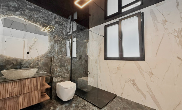 Herverkoop - 3. Halfvrijstaand huis - Ciudad Quesada - Costa Blanca Zuid