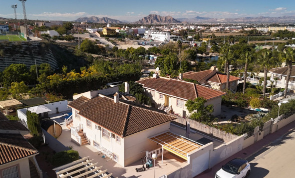 Herverkoop - 3. Halfvrijstaand huis - Benimar - Benimar I