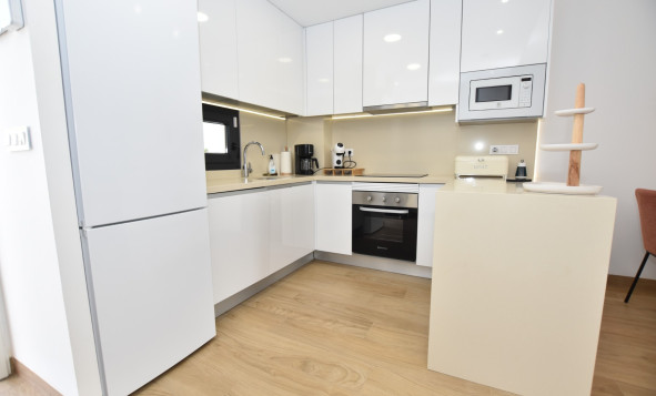 Herverkoop - 1. Appartement / flat - Torrevieja - Costa Blanca Zuid