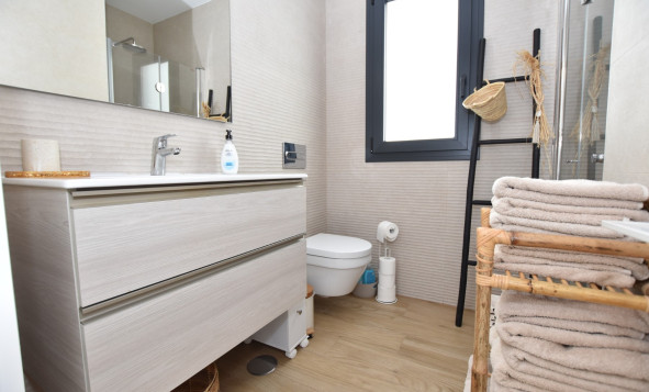 Herverkoop - 1. Appartement / flat - Torrevieja - Costa Blanca Zuid