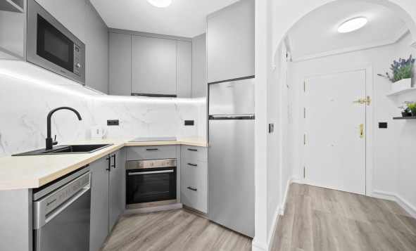 Herverkoop - 1. Appartement / flat - Torrevieja - Costa Blanca Zuid