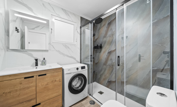 Herverkoop - 1. Appartement / flat - Torrevieja - Costa Blanca Zuid