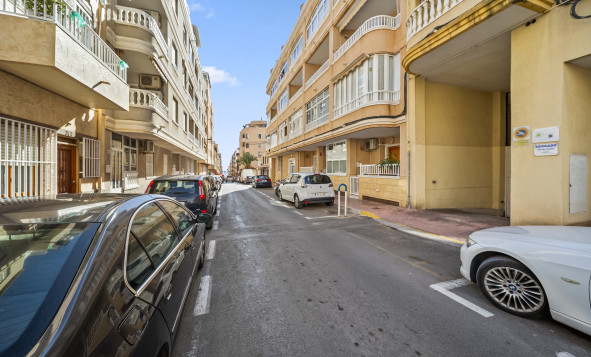 Herverkoop - 1. Appartement / flat - Torrevieja - Costa Blanca Zuid