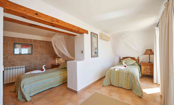 Herverkoop - 3. Halfvrijstaand huis - Port d'Andratx - Mallorca