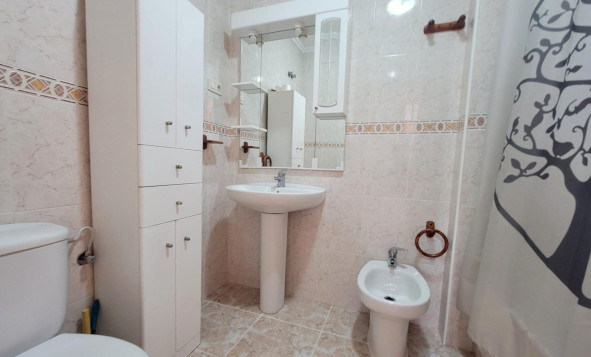 Herverkoop - 1. Appartement / flat - Torrevieja - Costa Blanca Zuid