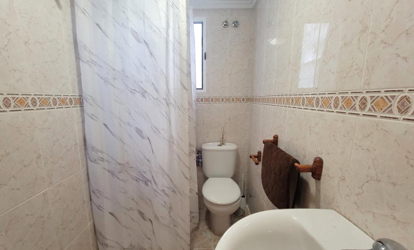 Herverkoop - 1. Appartement / flat - Torrevieja - Costa Blanca Zuid