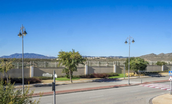 Herverkoop - 3. Halfvrijstaand huis - El Valle - Costa Calida