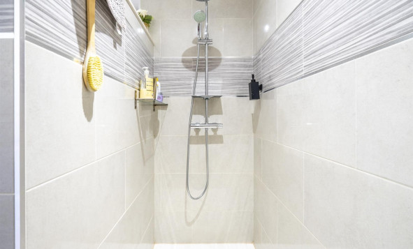 Herverkoop - 3. Halfvrijstaand huis - El Valle - Costa Calida