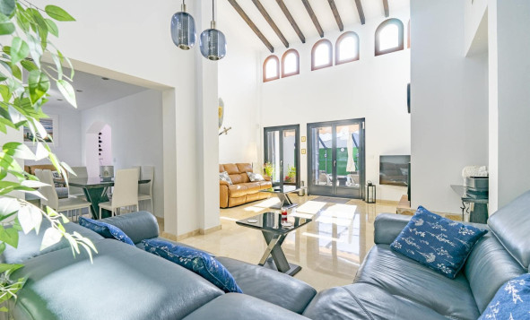 Herverkoop - 3. Halfvrijstaand huis - El Valle - Costa Calida