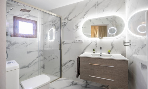 Herverkoop - 3. Halfvrijstaand huis - El Valle - Costa Calida