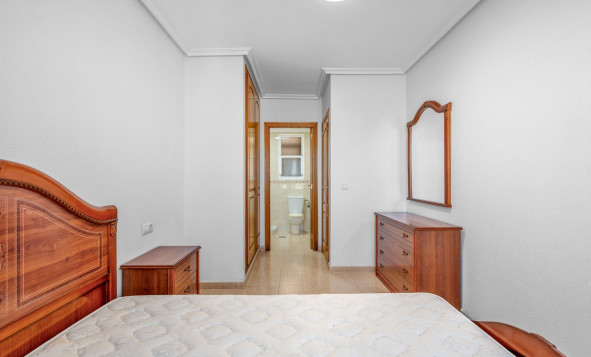 Herverkoop - 1. Appartement / flat - Torrevieja - Costa Blanca Zuid