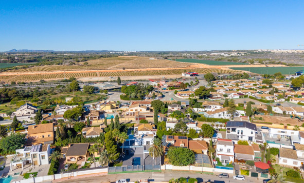 Herverkoop - 3. Halfvrijstaand huis - Dehesa de Campoamor - Costa Blanca Zuid