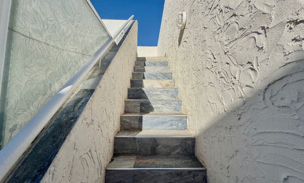 Herverkoop - 4. Halfvrijstaande villa - Torrevieja - Costa Blanca Zuid