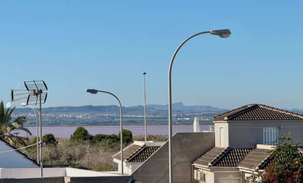 Herverkoop - 4. Halfvrijstaande villa - Torrevieja - Costa Blanca Zuid