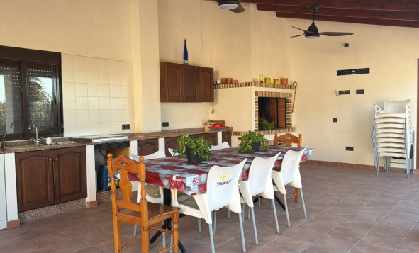 Resale - 4. Semi-detached villa - Dolores - Costa Blanca South