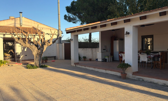 Resale - 4. Semi-detached villa - Dolores - Costa Blanca South