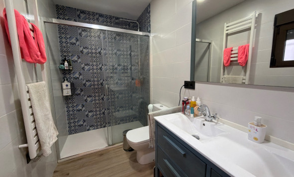 Resale - 4. Semi-detached villa - Dolores - Costa Blanca South