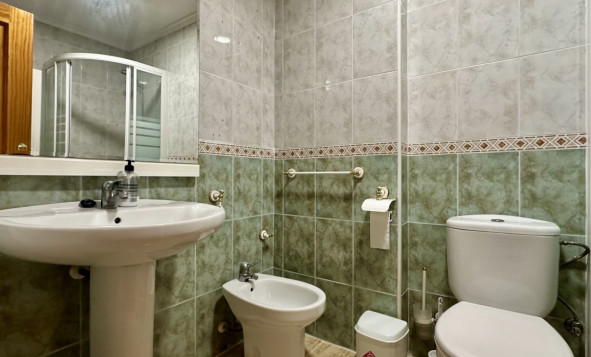 Herverkoop - 1. Appartement / flat - Torrevieja - Costa Blanca Zuid