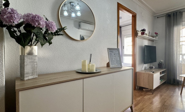 Herverkoop - 1. Appartement / flat - Torrevieja - Costa Blanca Zuid