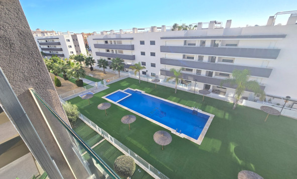 Herverkoop - Apartment / Flat * - Orihuela Costa - Costa Blanca Zuid