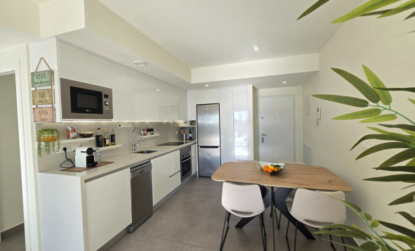 Herverkoop - Apartment / Flat * - Orihuela Costa - Costa Blanca Zuid