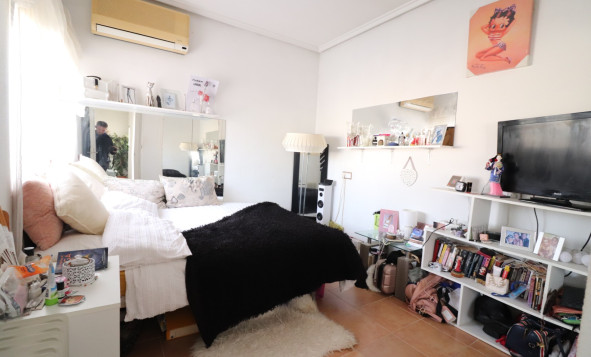 Resale - 4. Semi-detached villa - Algorfa - Costa Blanca South