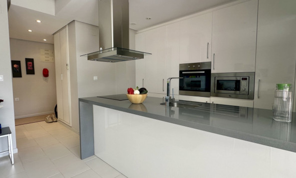 Resale - 1. Apartment / flat - Orihuela Costa - Costa Blanca South