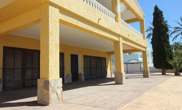 Resale - 3. Semi-detached house - Cabo Roig - Costa Blanca South