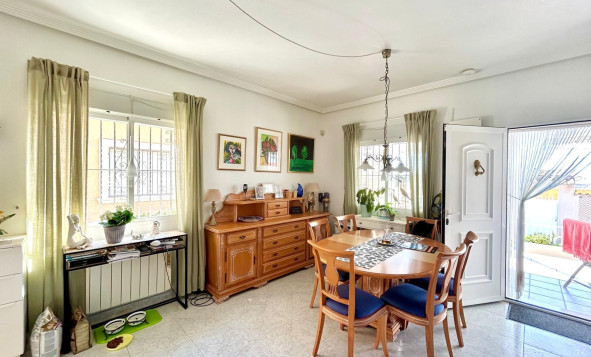 Resale - 3. Semi-detached house - Torrevieja - Costa Blanca South