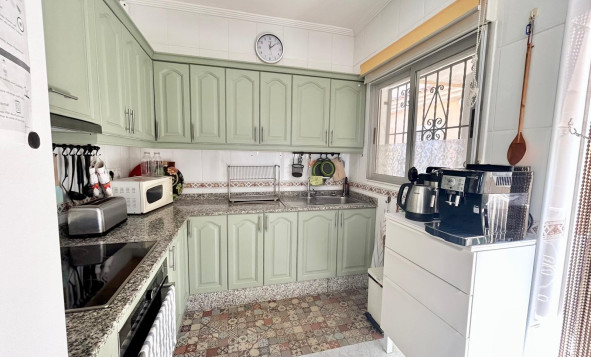 Resale - 3. Semi-detached house - Torrevieja - Costa Blanca South