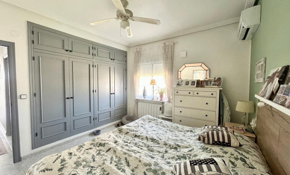 Resale - 3. Semi-detached house - Torrevieja - Costa Blanca South