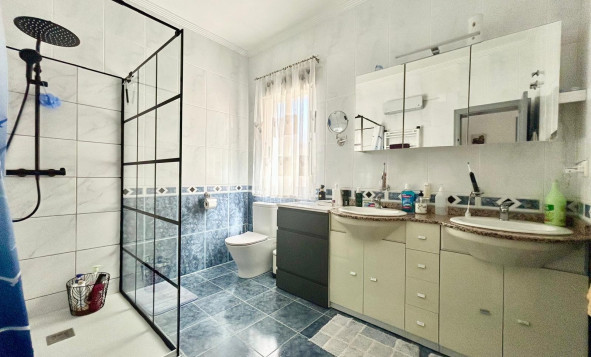 Resale - 3. Semi-detached house - Torrevieja - Costa Blanca South