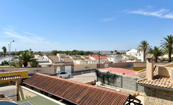 Resale - 3. Semi-detached house - Torrevieja - Costa Blanca South