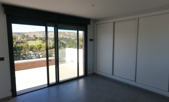 Herverkoop - 3. Halfvrijstaand huis - Algorfa - Costa Blanca Zuid