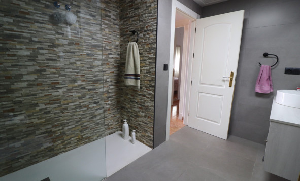 Herverkoop - 3. Halfvrijstaand huis - Almoradí - Costa Blanca Zuid