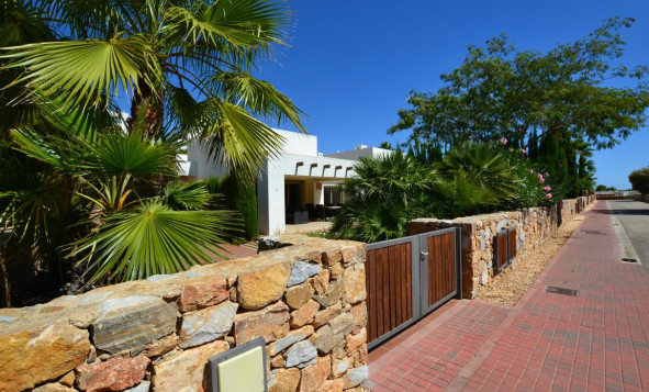 Herverkoop - 3. Halfvrijstaand huis - Orihuela - Costa Blanca Zuid