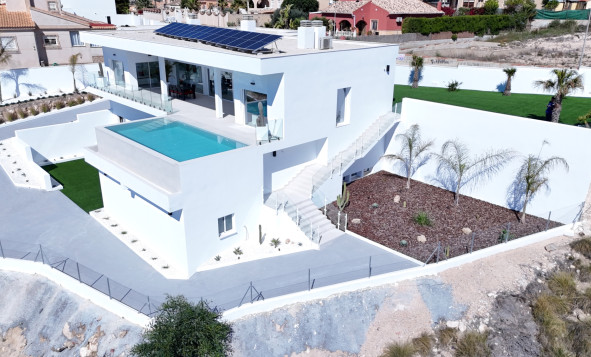 Herverkoop - 3. Halfvrijstaand huis - La Marina - Costa Blanca Noord