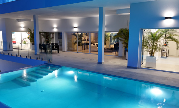 Herverkoop - 3. Halfvrijstaand huis - La Marina - Costa Blanca Noord