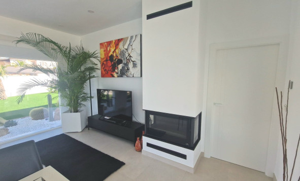 Herverkoop - 3. Halfvrijstaand huis - La Marina - Costa Blanca Noord