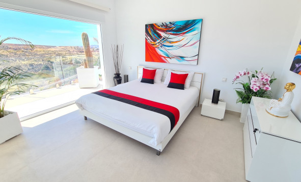 Herverkoop - 3. Halfvrijstaand huis - La Marina - Costa Blanca Noord